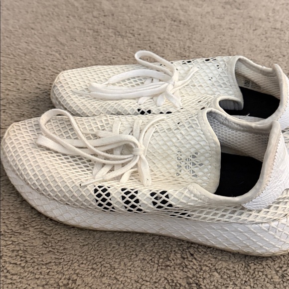 Adidas Deerupt Runner sneakers - Size 10.5